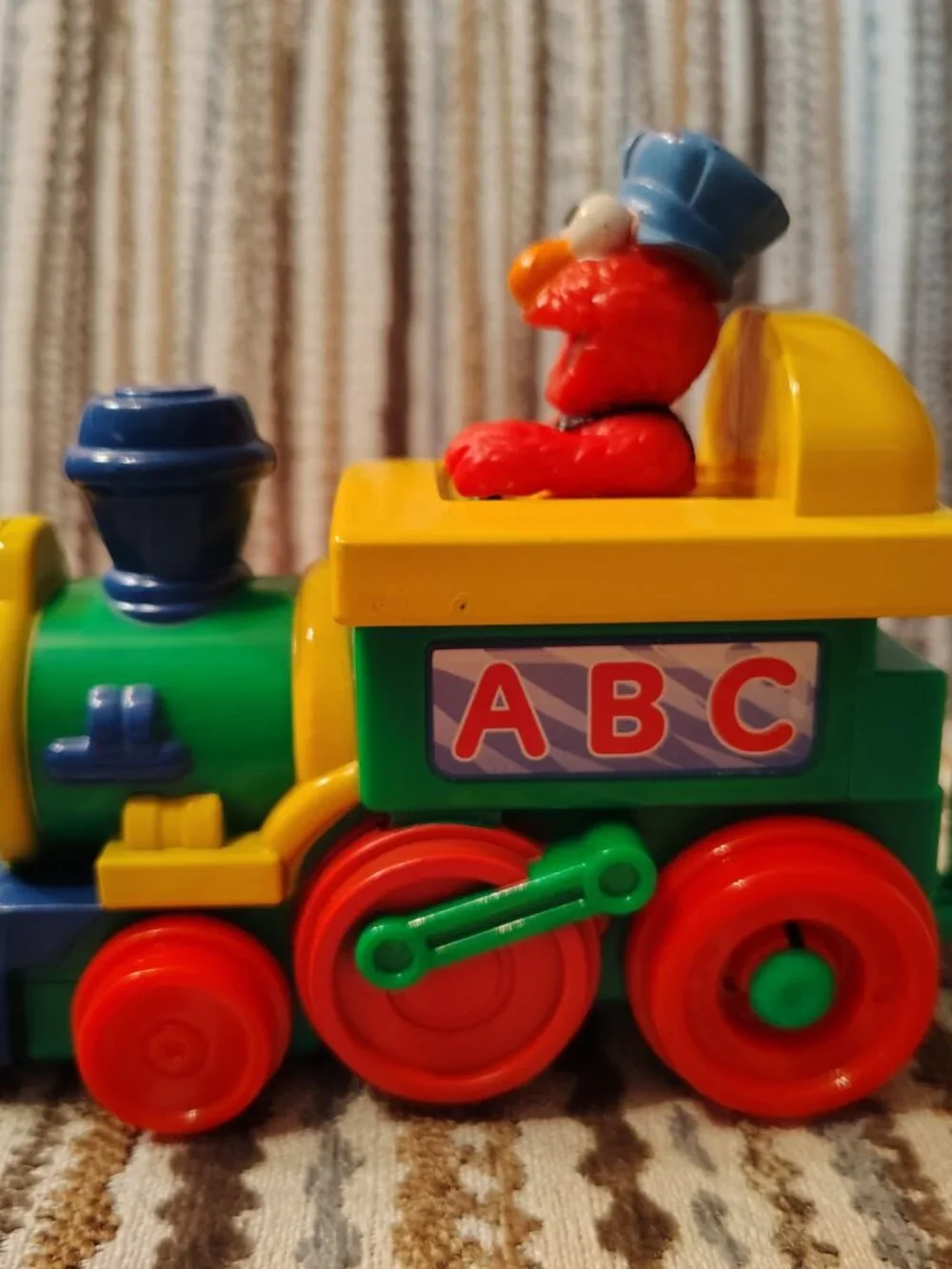 Sesame Street Elmo Junction ABC 123 Train Engine And Car With Sound 2013